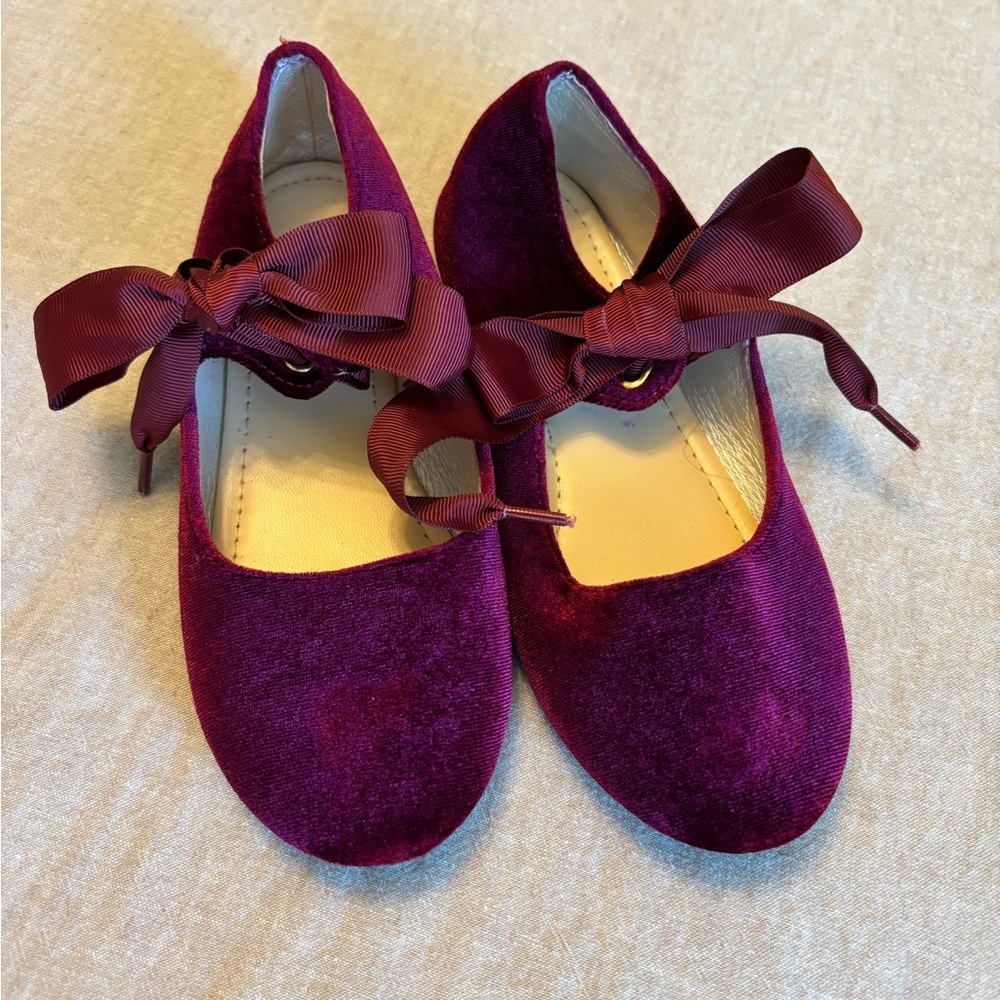 Velvet Bow Flats in Rich Purple